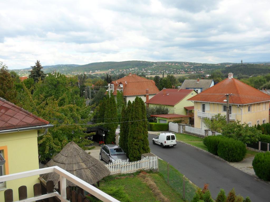 Friends Villa Apartments Hévíz Exteriör bild