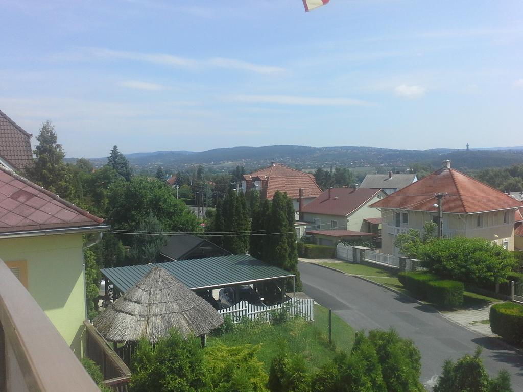 Friends Villa Apartments Hévíz Exteriör bild