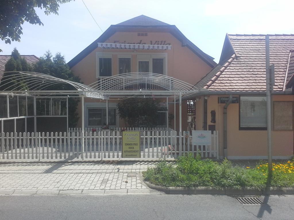 Friends Villa Apartments Hévíz Exteriör bild